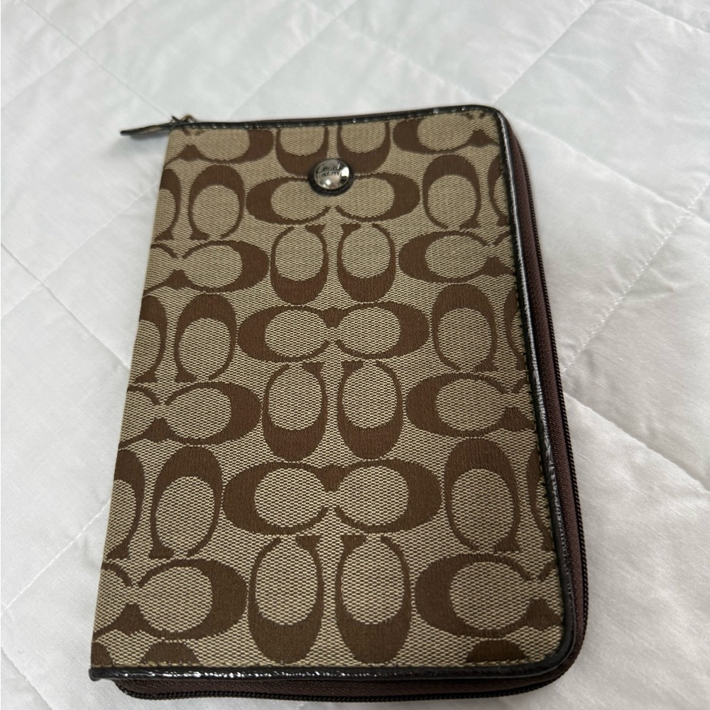COACH Y2K  Signature Tablet iPad Case Holder